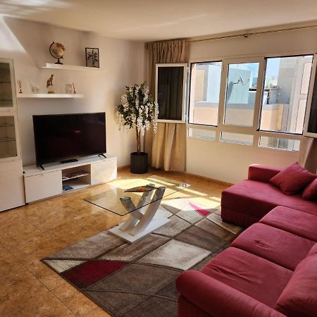 Lujoso Apartamento Vacacional Appartamento Carrizal Esterno foto
